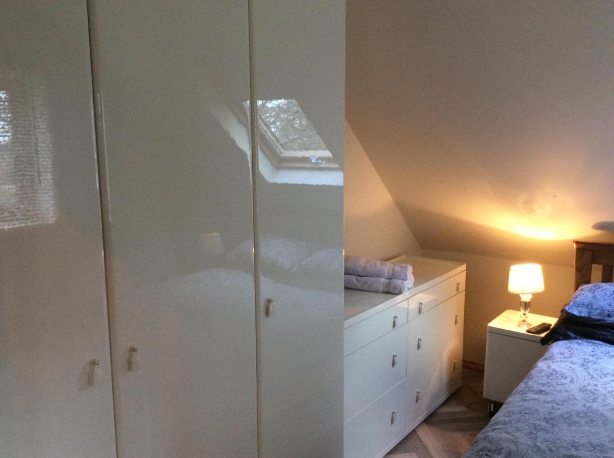 2 Bedroom Furnished Apartment In A Rural Position 斯通 外观 照片